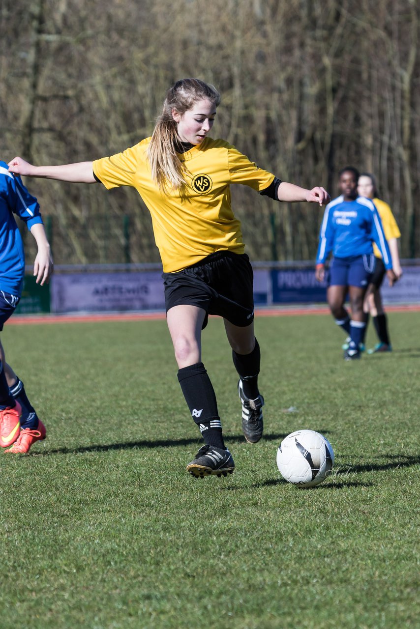 Bild 267 - C-Juniorinnen VfL Oldesloe - Wiker SV : Ergebnis: 0:5